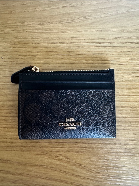 Coach Accessories - Coach Black Signature Card & Zip Coin Holder with Gold Logo